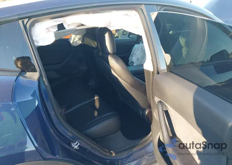 2022 Tesla Model Y Performance Dual Motor All-Wheel Drive from USA, damaged, VIN 7SAYGDEF0NF414457